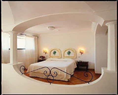 Hotel L'ancora 4*