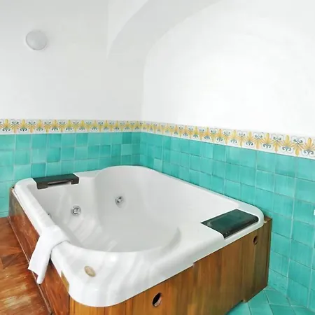 L'ancora Hotell
