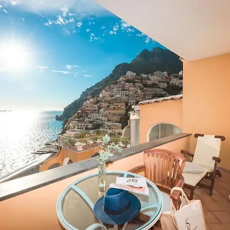 L'ancora Hotell 4*