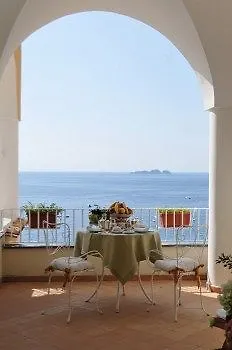 L'ancora Hotel